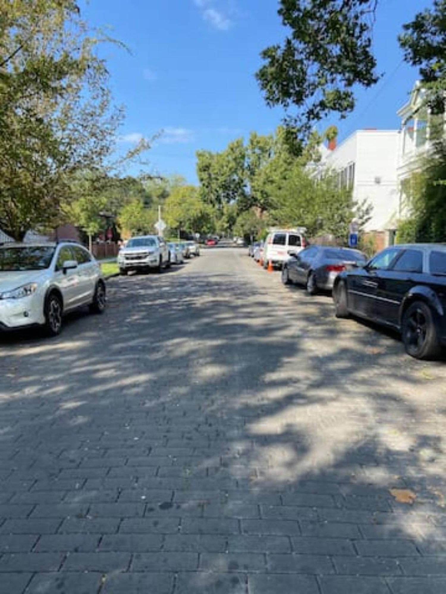 2bdr 2bath Prime Location Walk To Forsyth Park! *